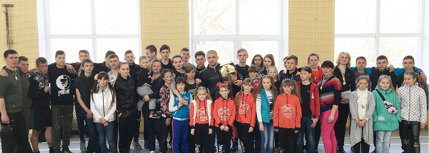 Мешканці